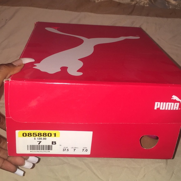 Puma shoes - Picture 1 of 4